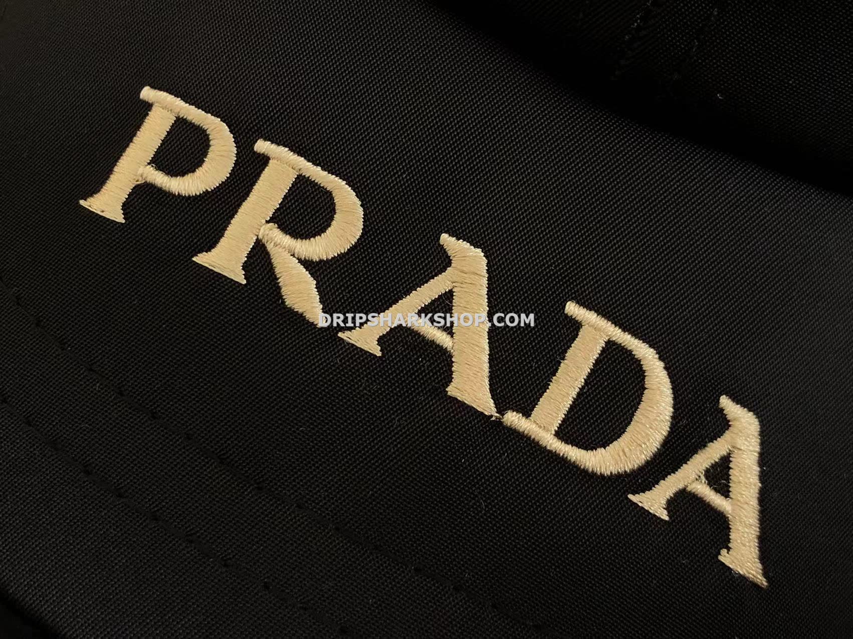 Cap Prada - Imagen 3