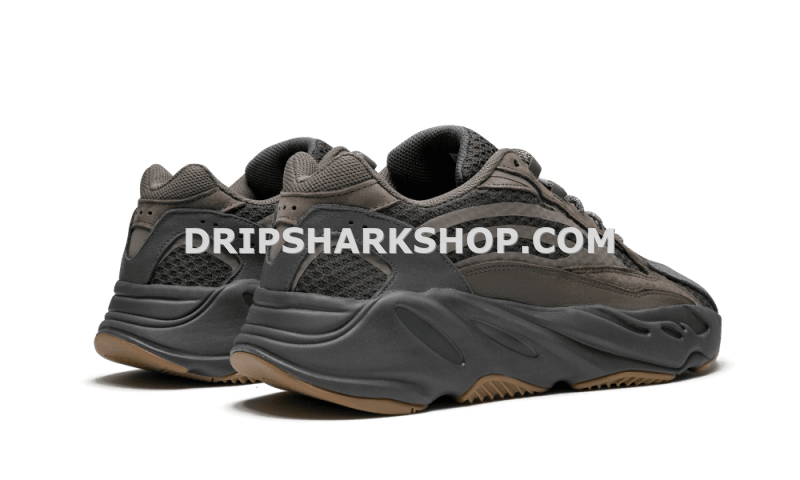 YEEZY BOOST 700 V2 - Imagen 2