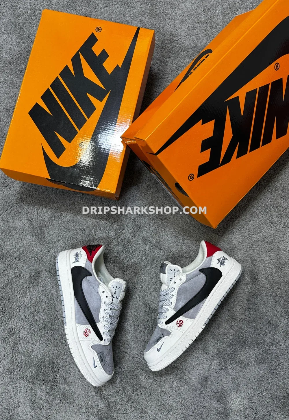 Travis Scott x Air Jordan 1 Low OG en colaboración con Stüssy - Imagen 2